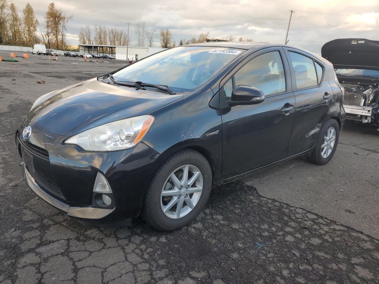 TOYOTA PRIUS C 2013