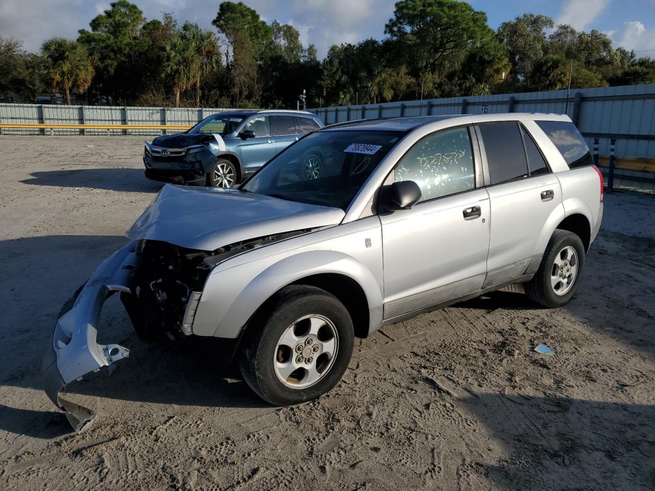 SATURN VUE 2004