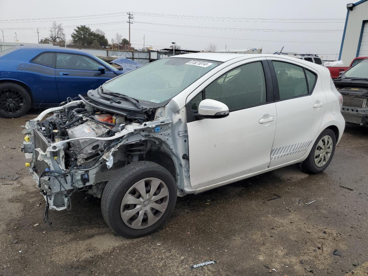 TOYOTA PRIUS C 2014