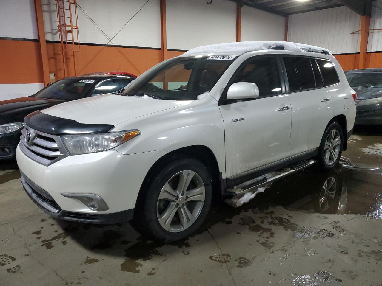 TOYOTA HIGHLANDER 2013