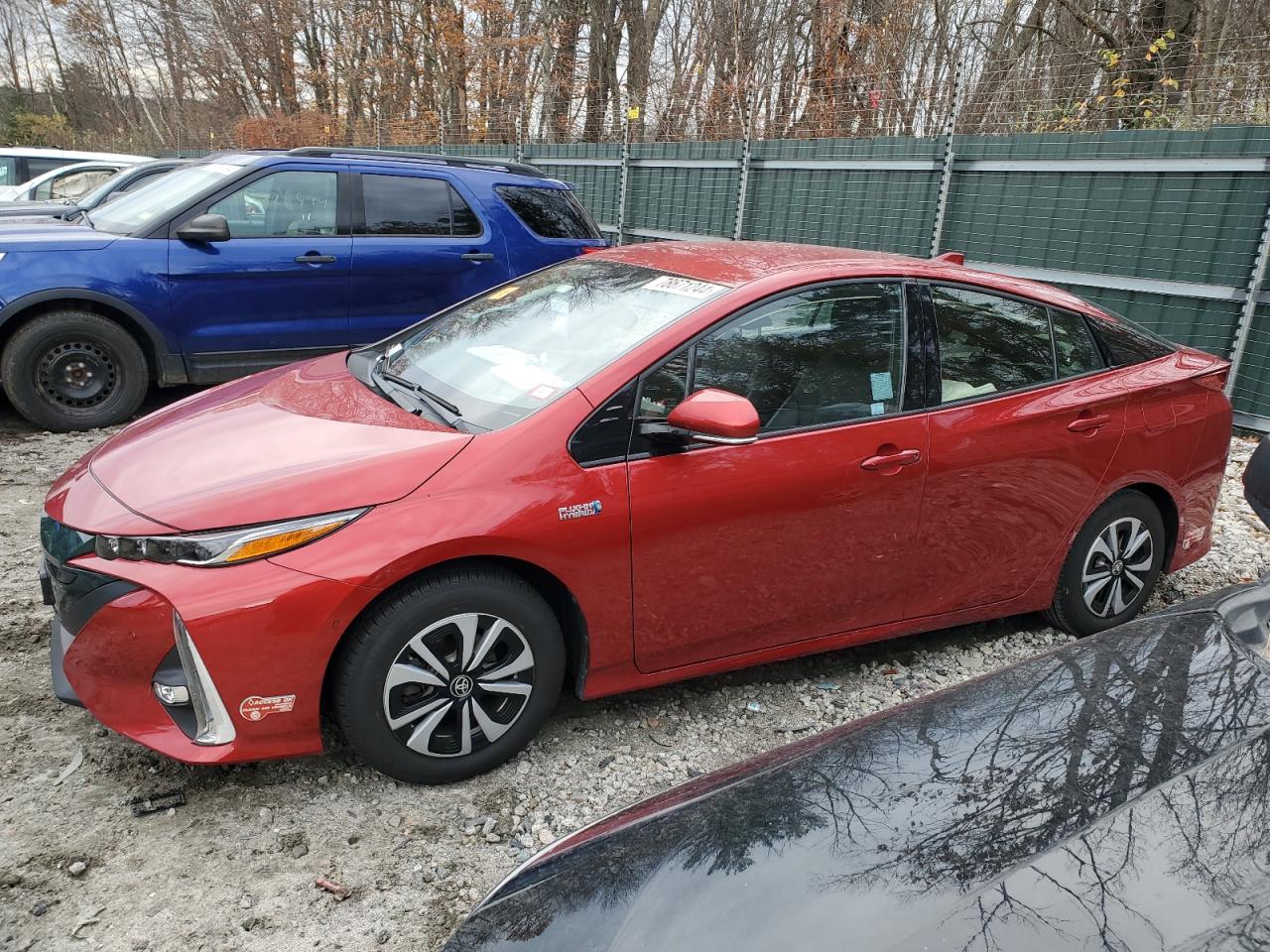 TOYOTA PRIUS PRIM 2017
