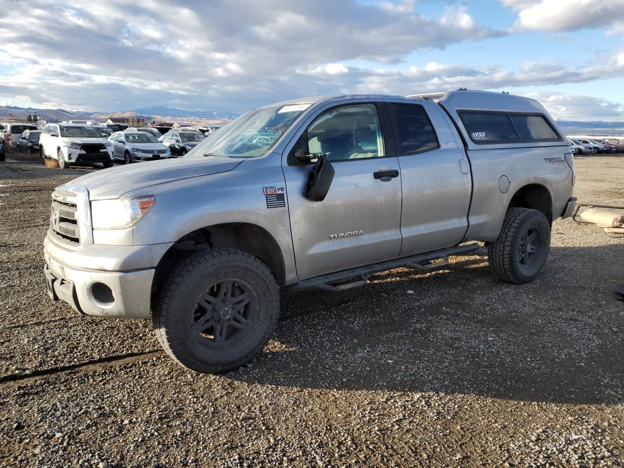 TOYOTA TUNDRA DOU 2010