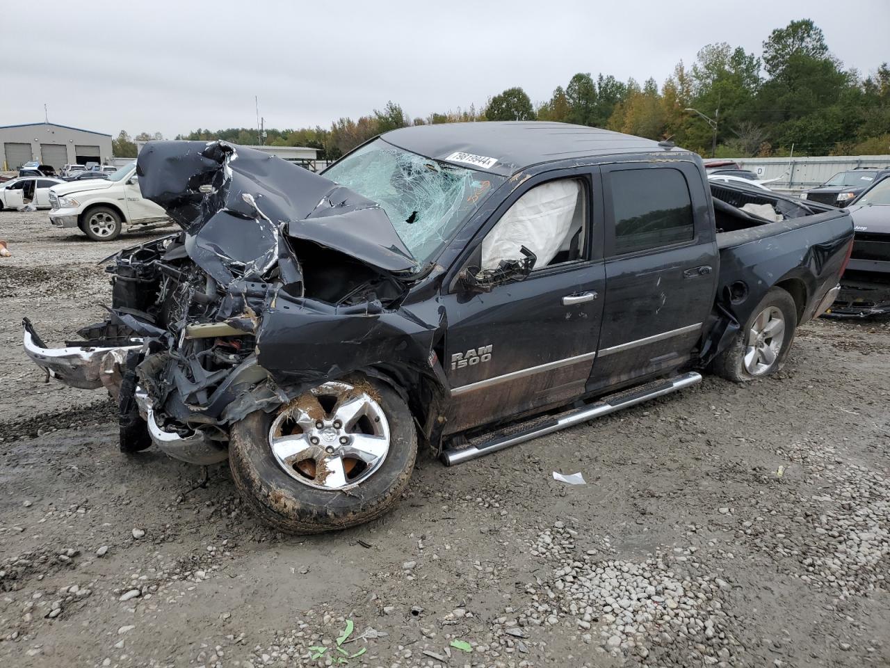 RAM 1500 SLT 2015