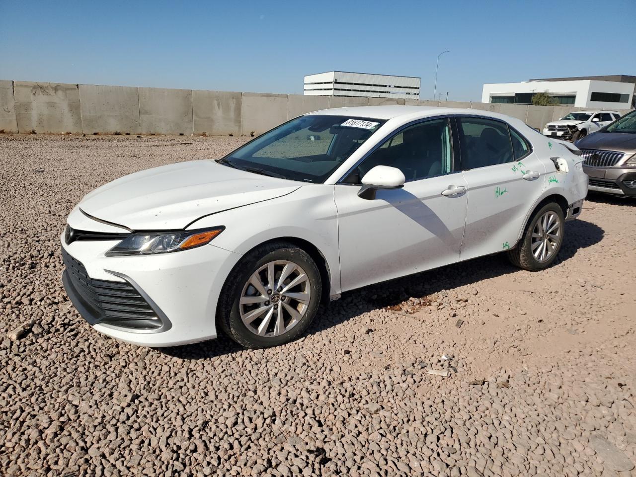 TOYOTA CAMRY LE 2022