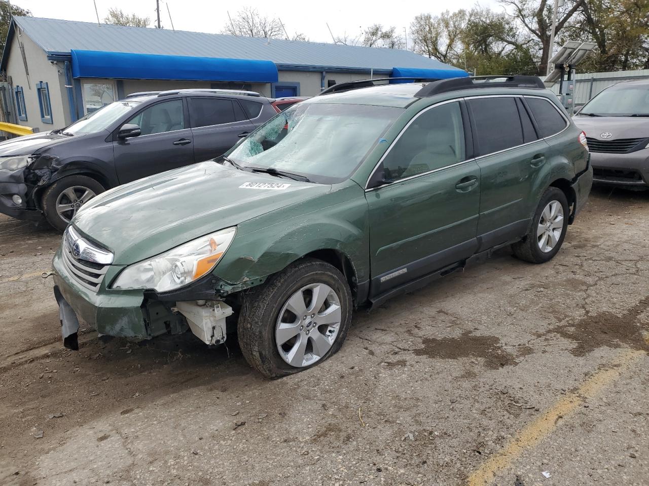 SUBARU OUTBACK 2. 2012