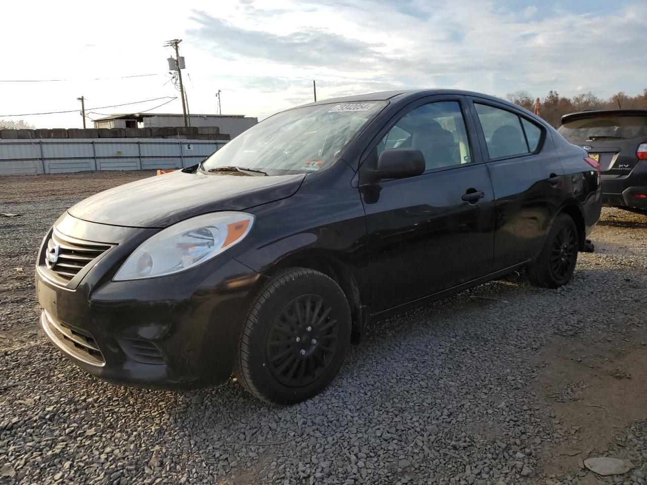 NISSAN VERSA S 2013