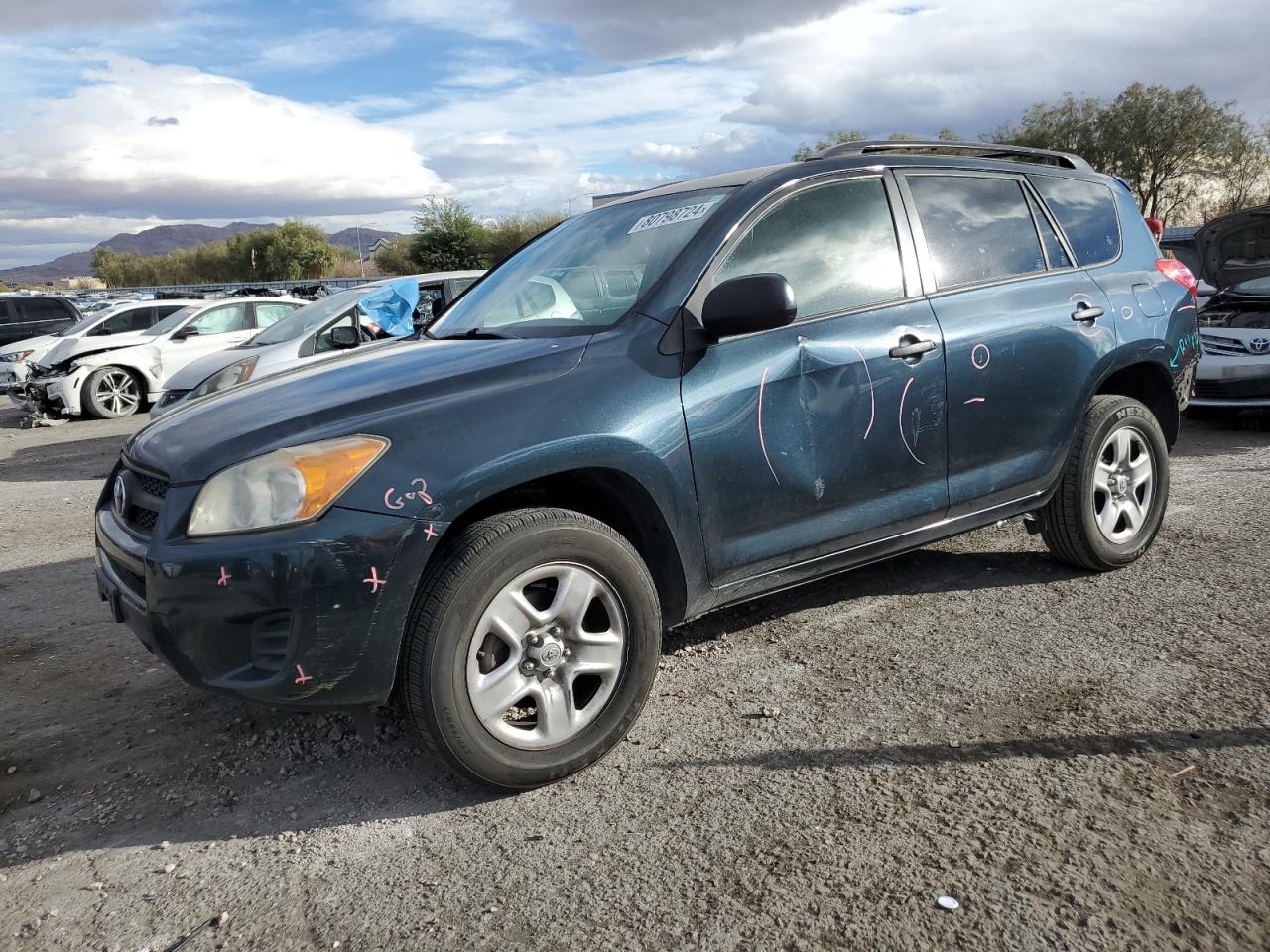 TOYOTA RAV4 2010