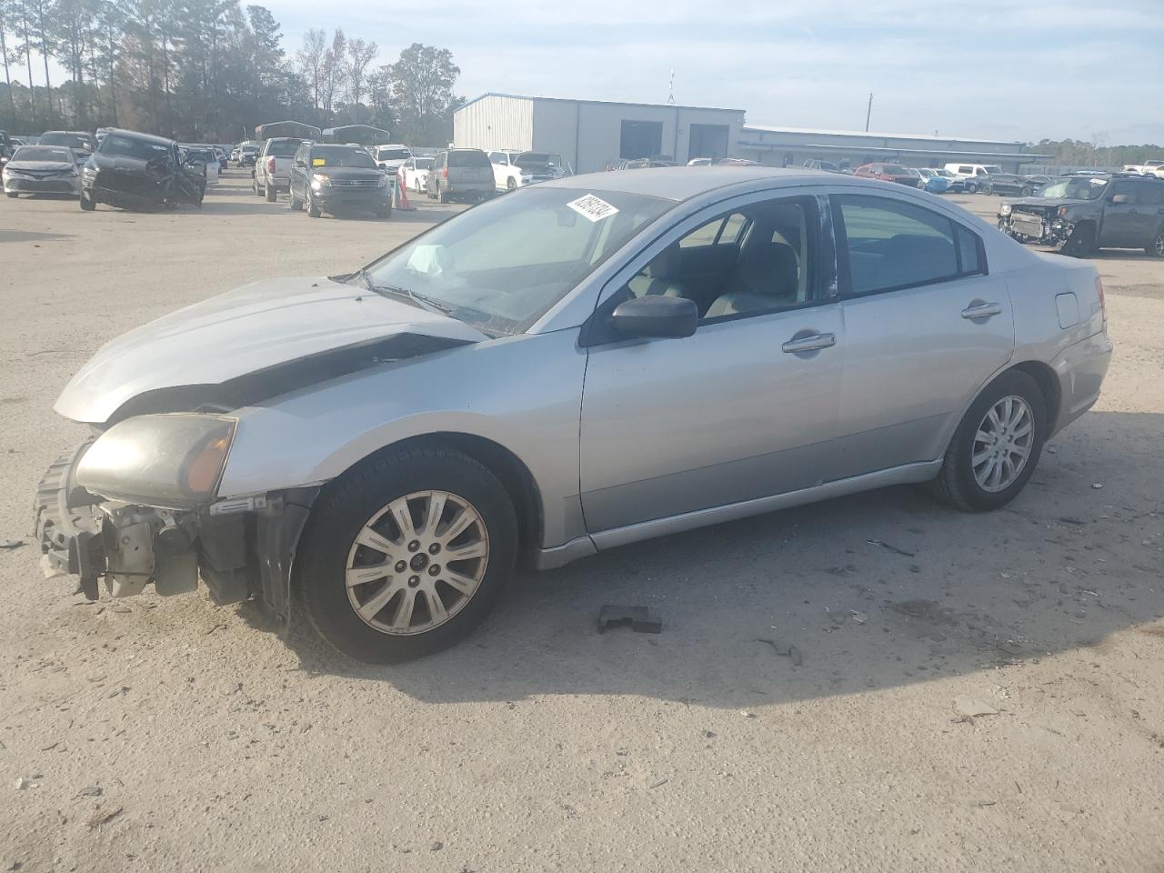 MITSUBISHI GALANT FE 2011