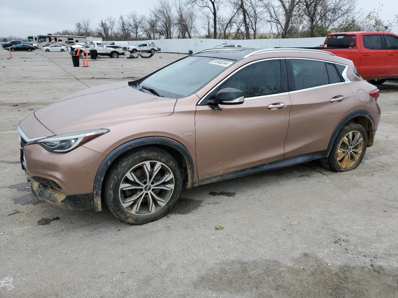 INFINITI QX30 BASE 2017