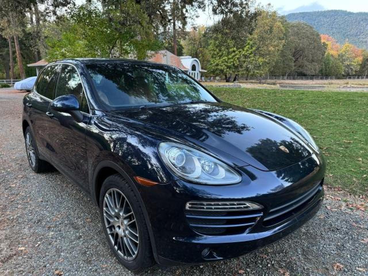 PORSCHE CAYENNE 2011