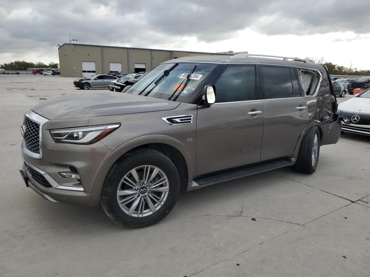 INFINITI QX80 LUXE 2019