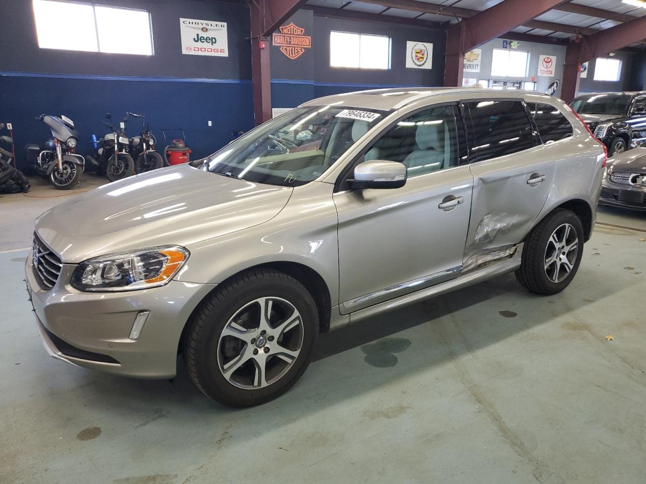 VOLVO XC60 T6 PR 2015