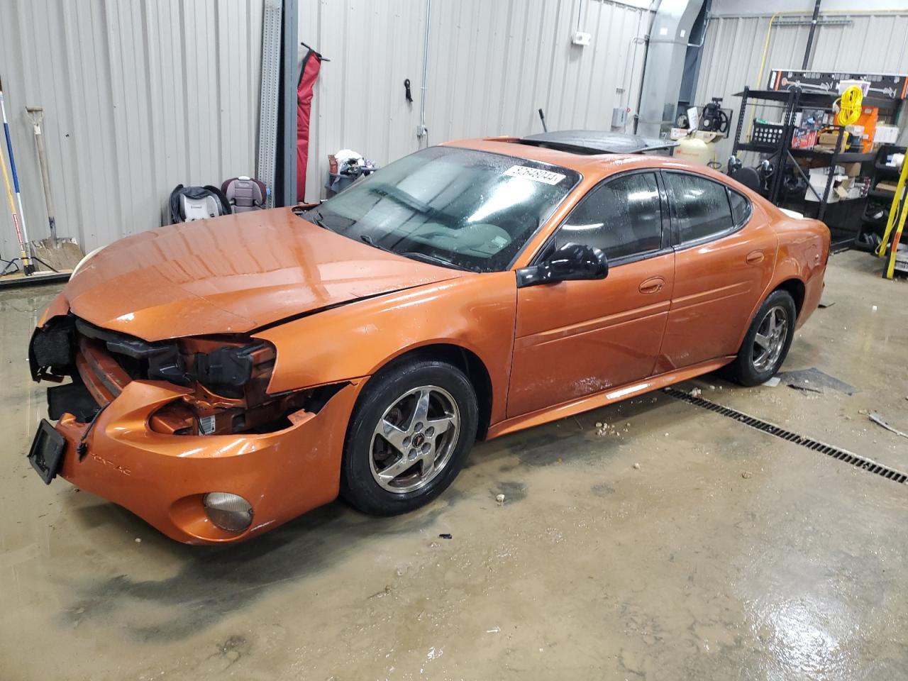 PONTIAC GRAND PRIX 2004
