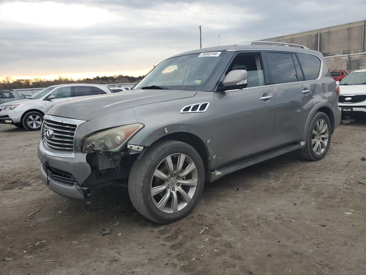 INFINITI QX56 2012
