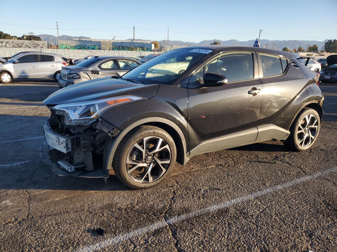 TOYOTA C-HR XLE 2018