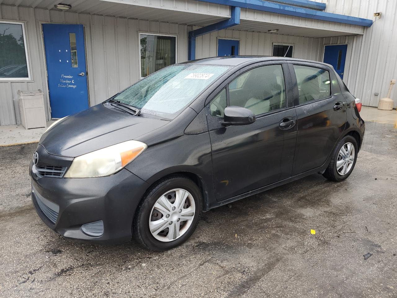 TOYOTA YARIS 2013