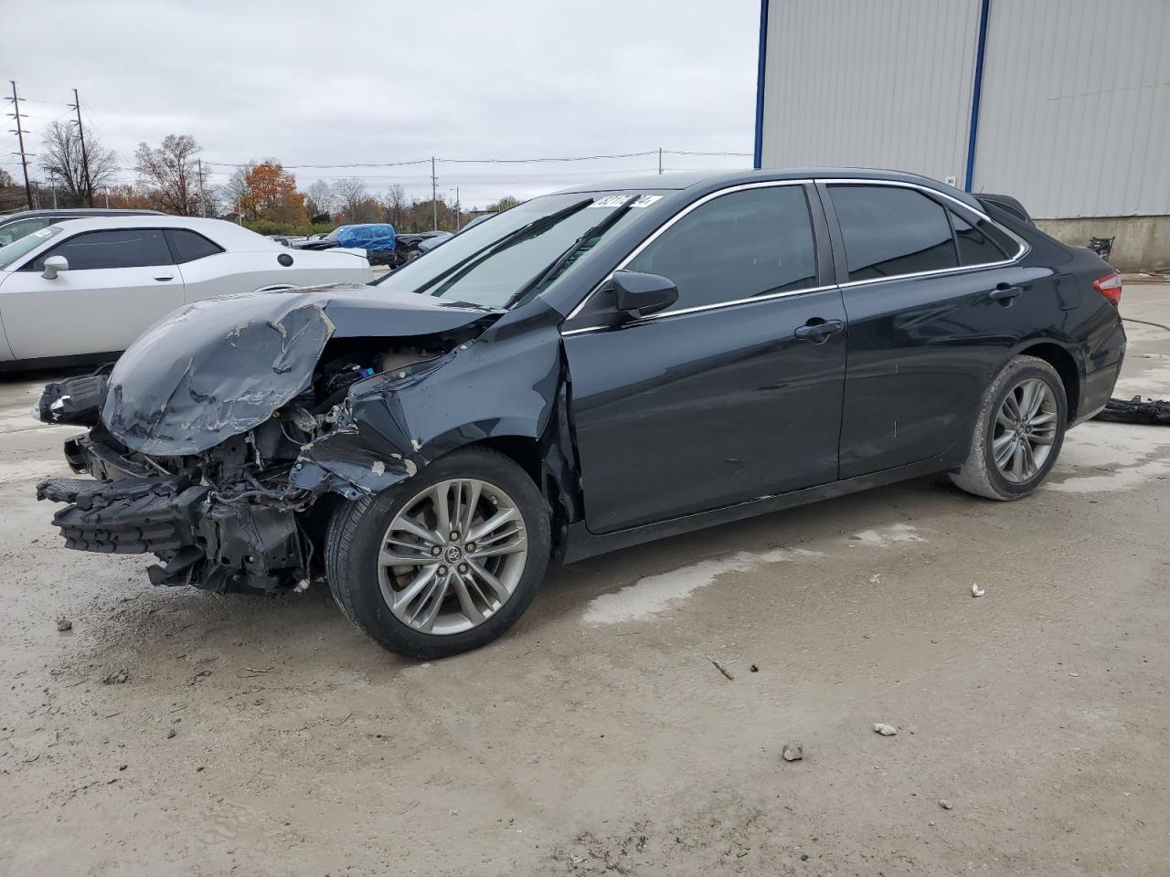 TOYOTA CAMRY LE 2015