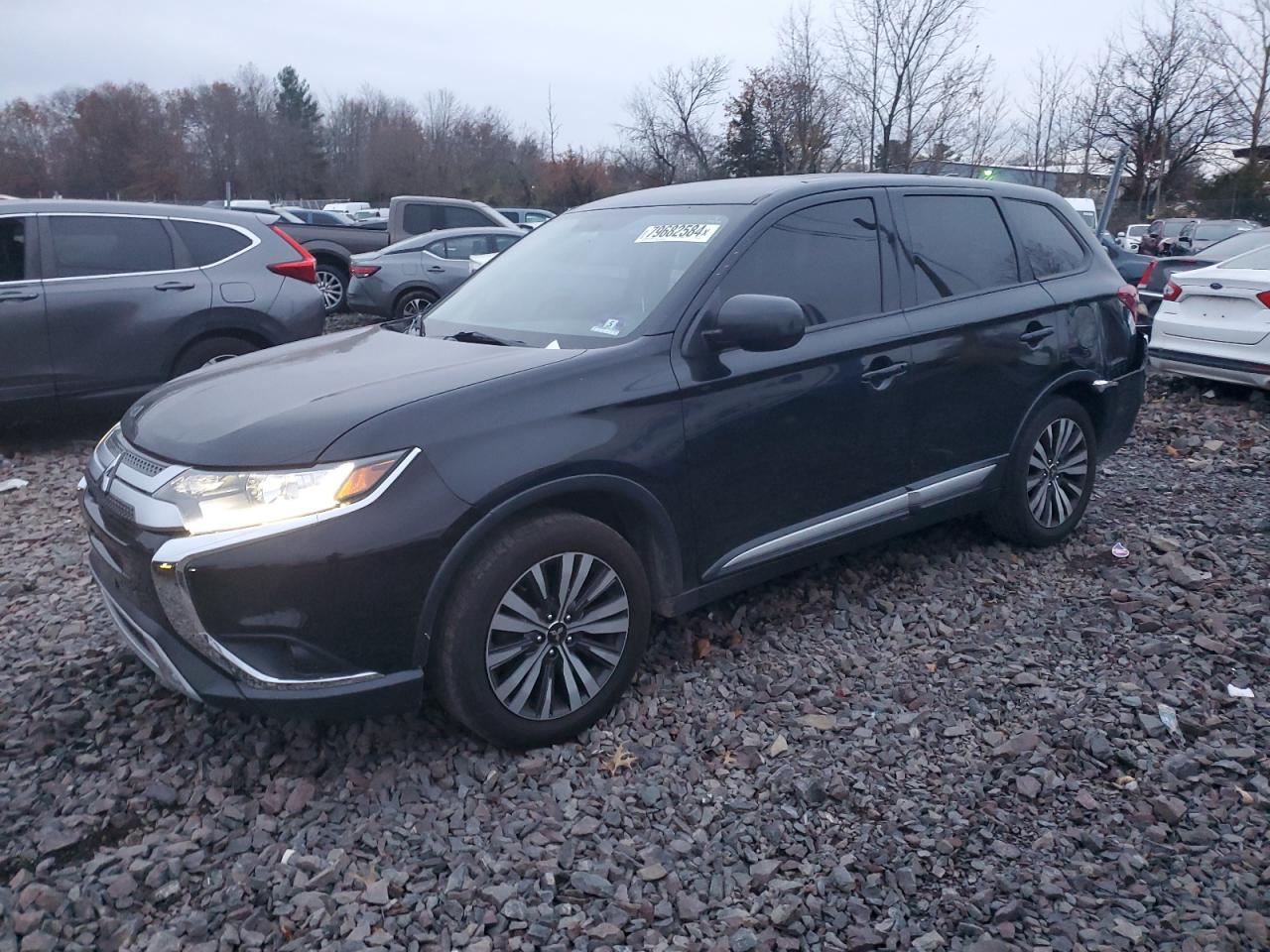 MITSUBISHI OUTLANDER 2019