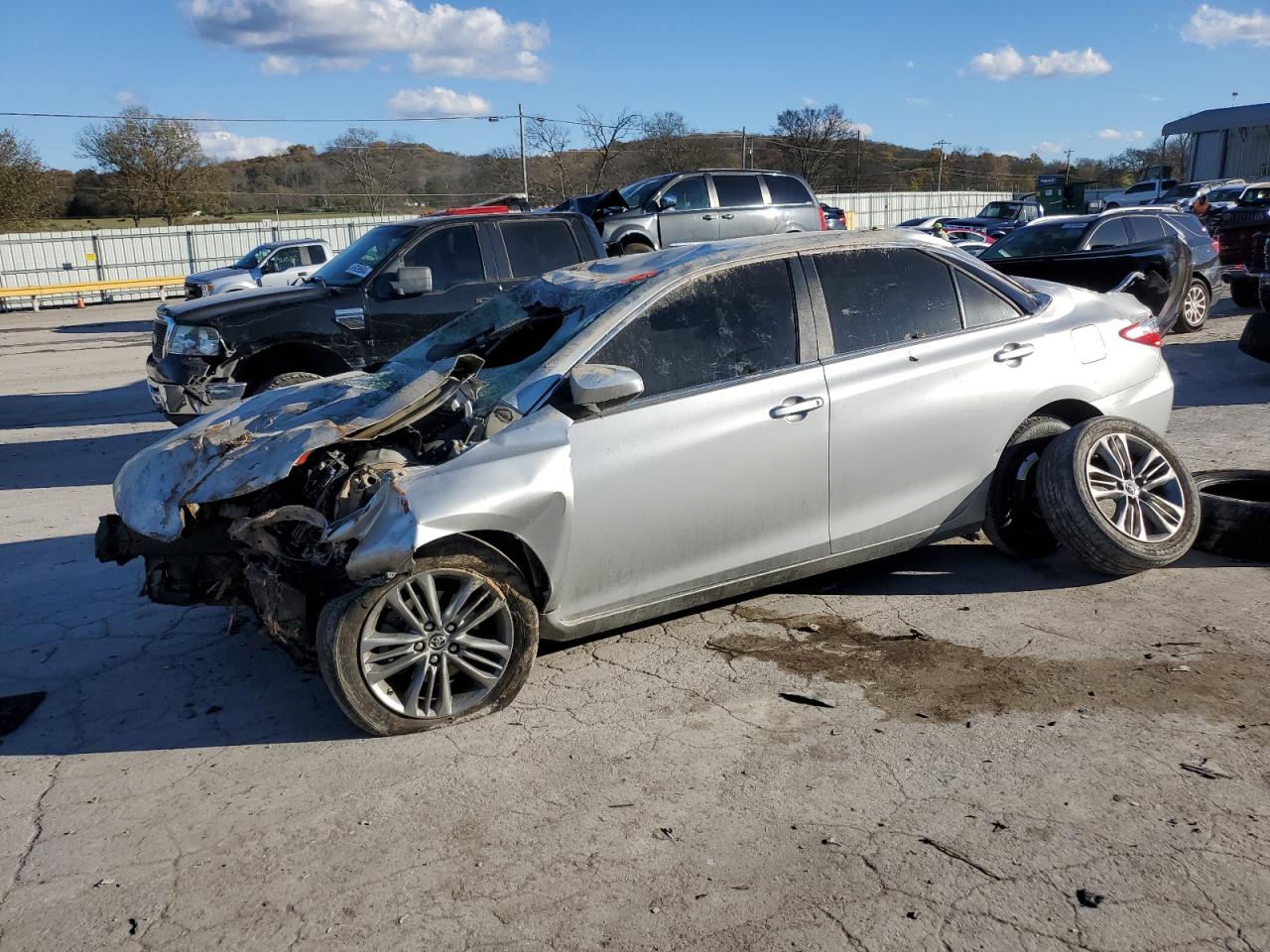 TOYOTA CAMRY LE 2015