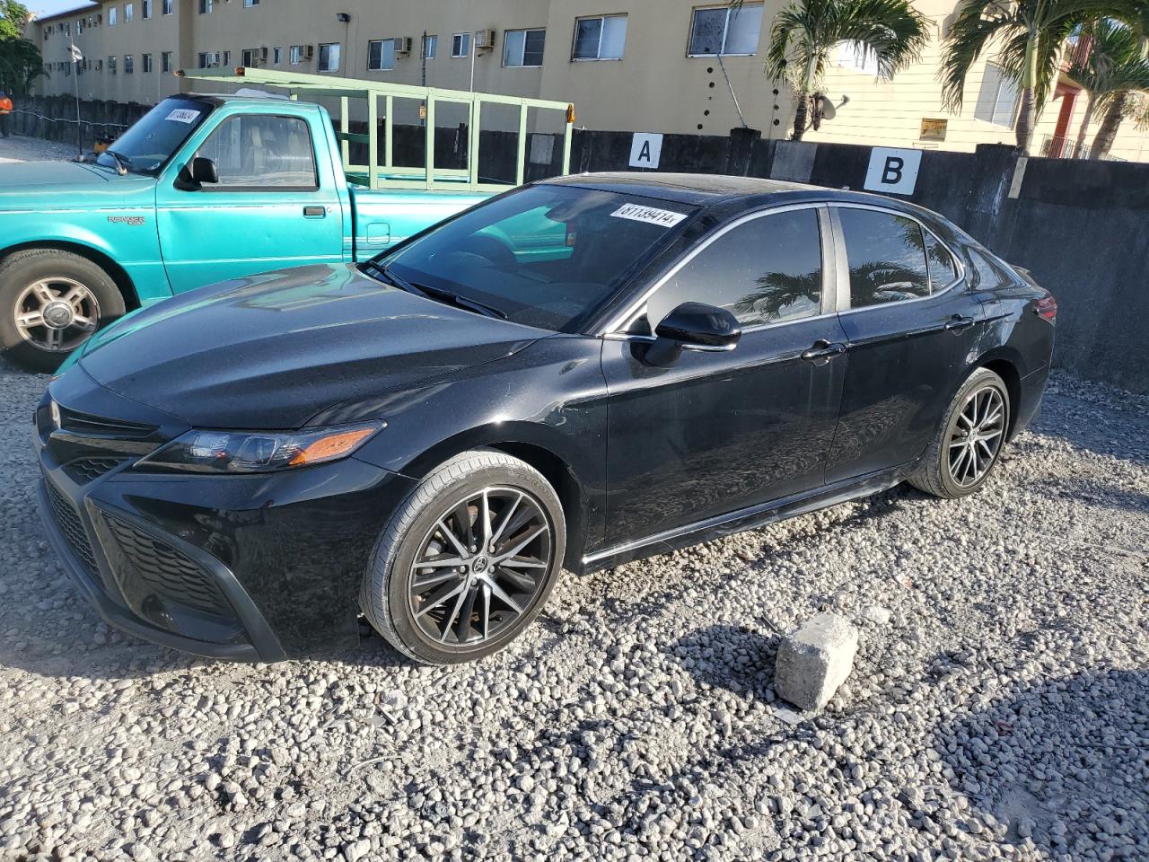 TOYOTA CAMRY SE 2022