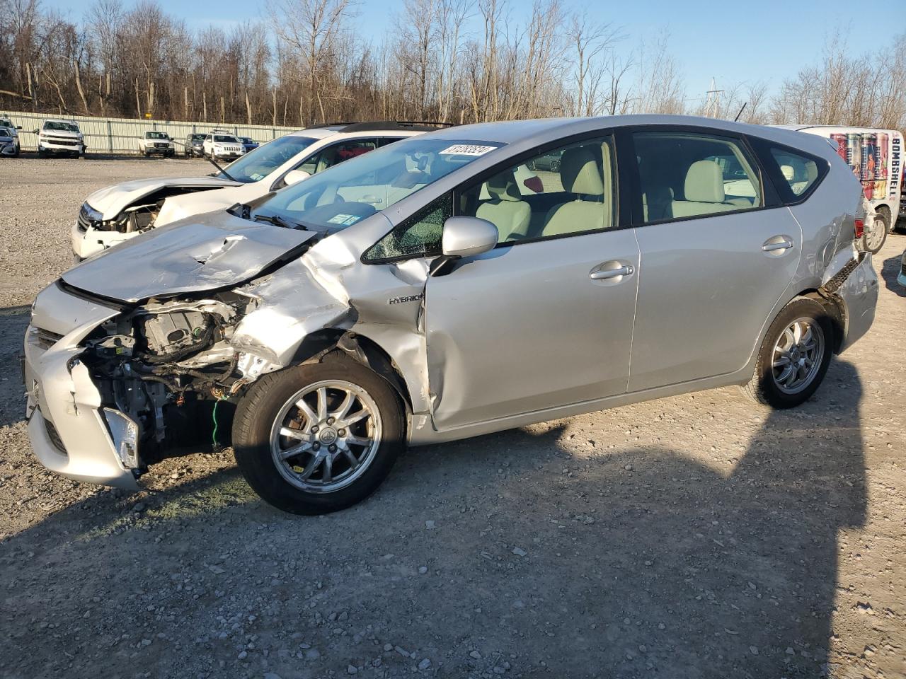 TOYOTA PRIUS V 2012