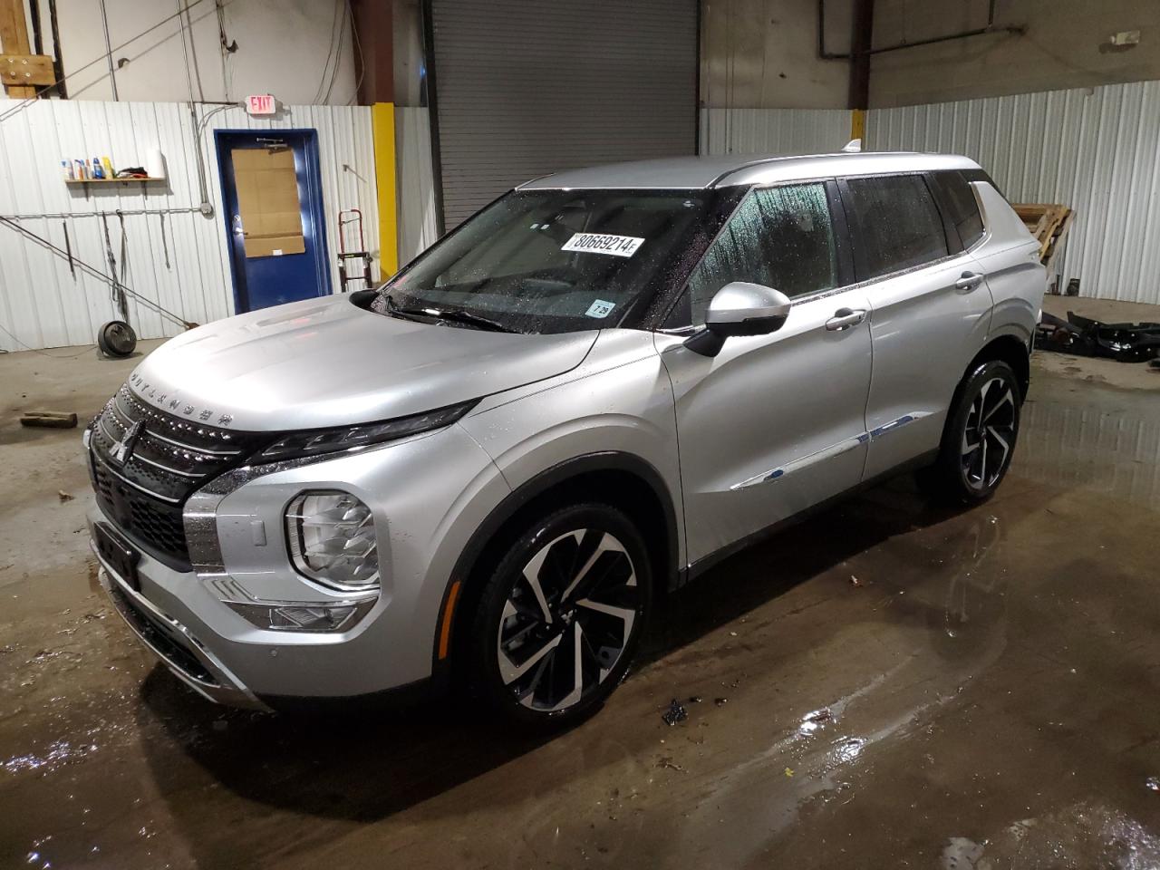 MITSUBISHI OUTLANDER 2024