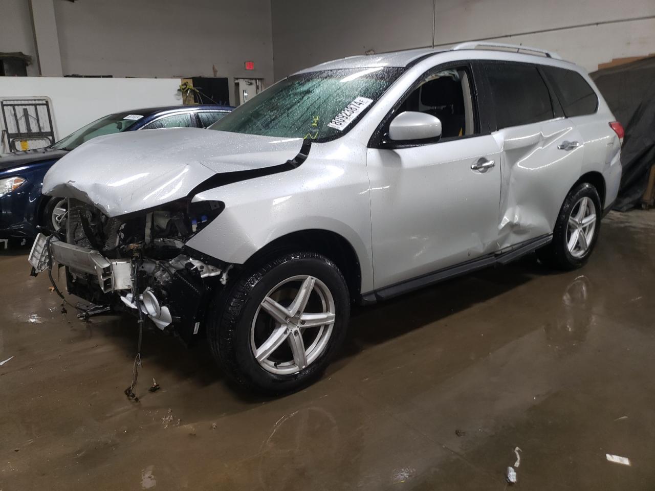 NISSAN PATHFINDER 2013