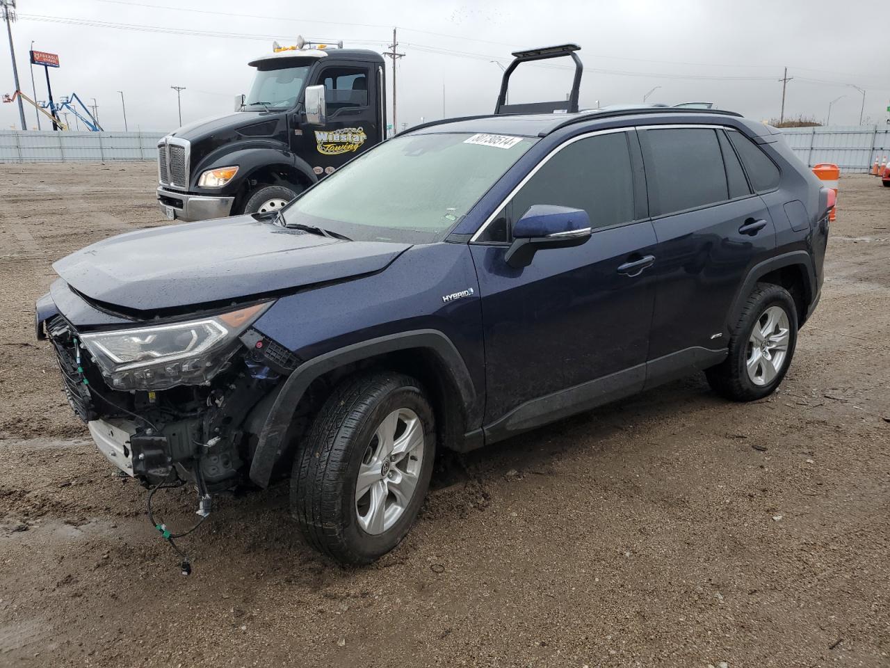TOYOTA RAV4 XLE 2021