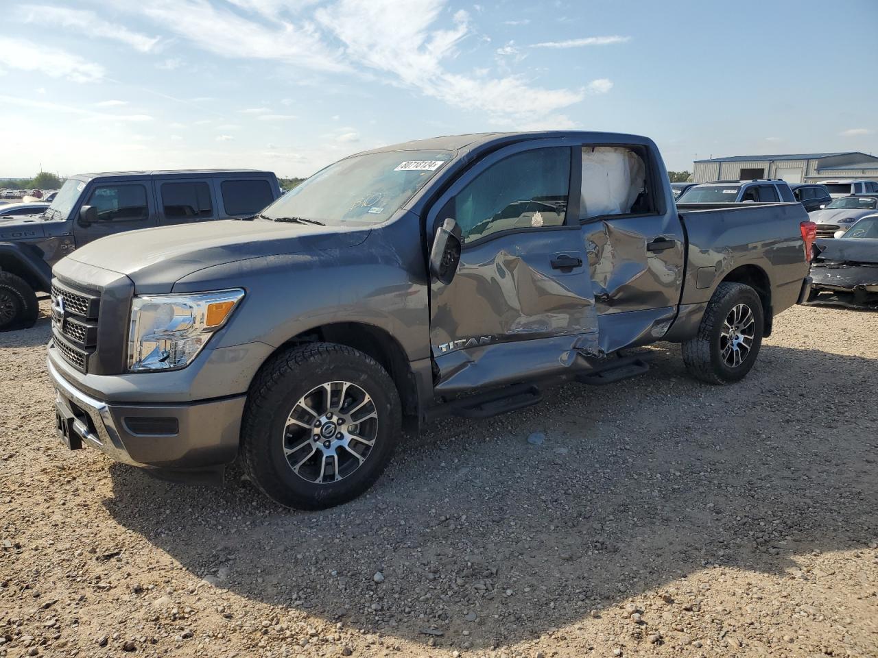 NISSAN TITAN S 2022