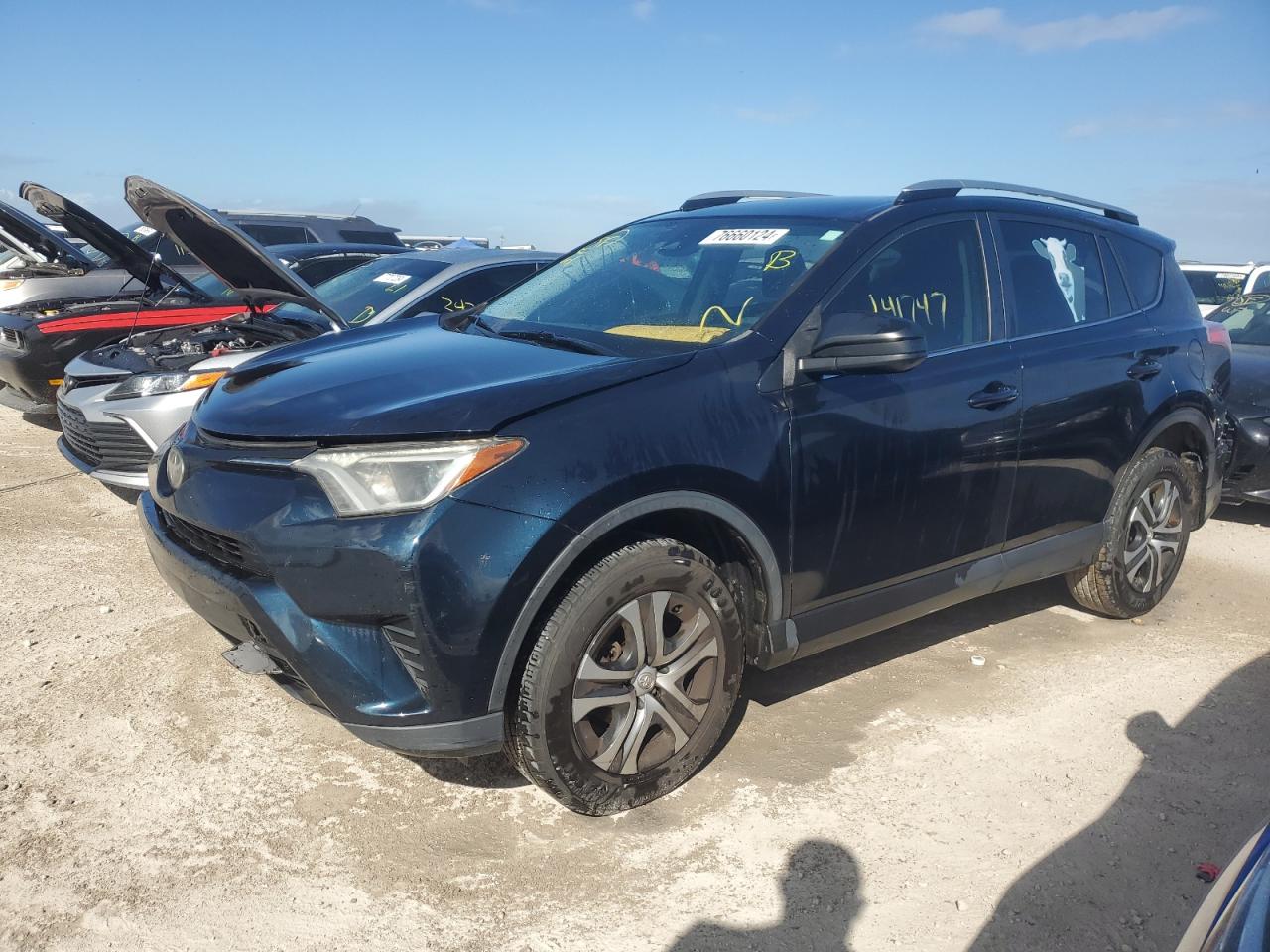TOYOTA RAV4 LE 2017