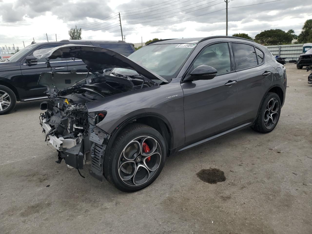 ALFA ROMEO STELVIO TI 2024
