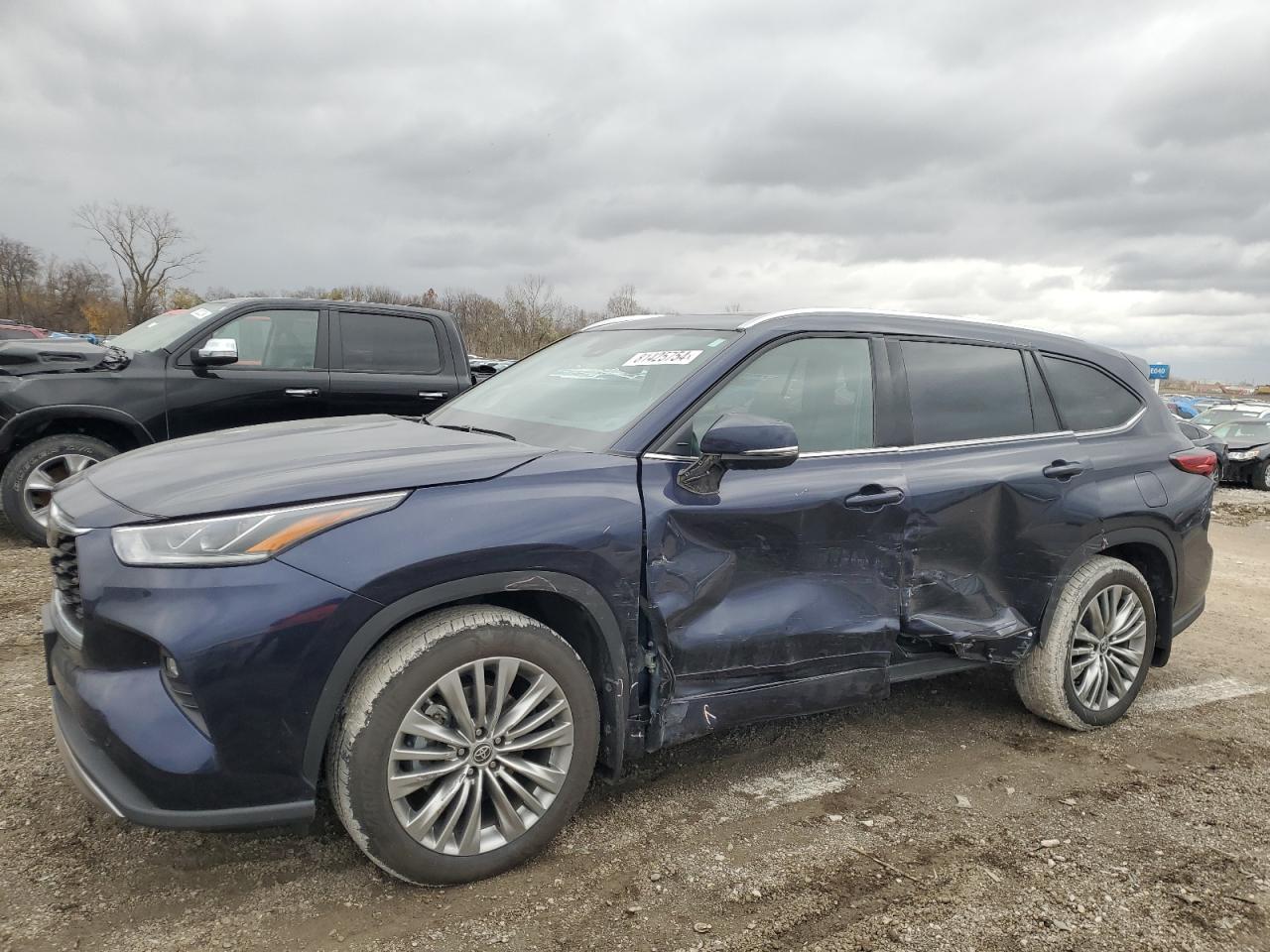 TOYOTA HIGHLANDER 2022