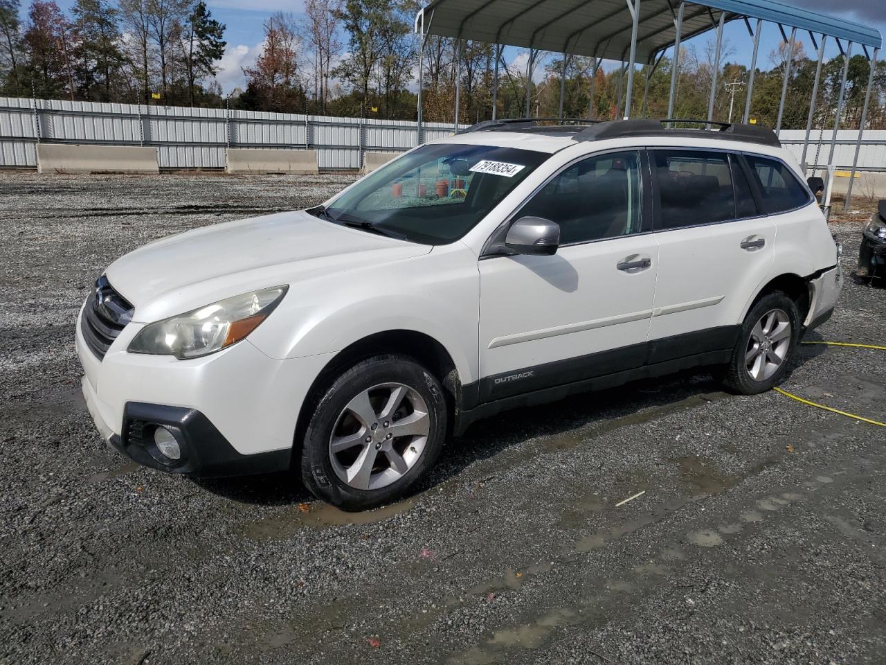 SUBARU OUTBACK 2. 2013