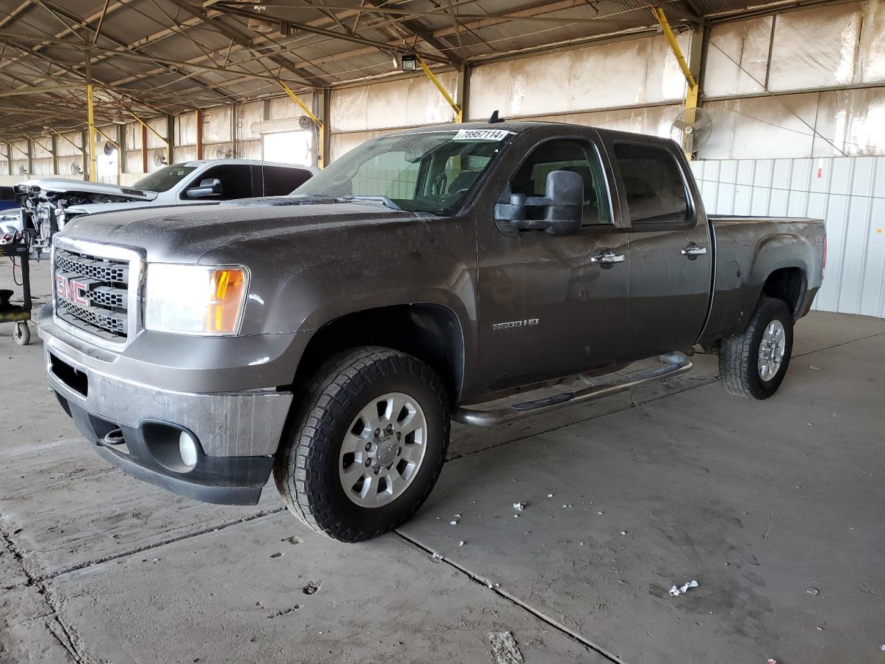 GMC SIERRA K35 2011
