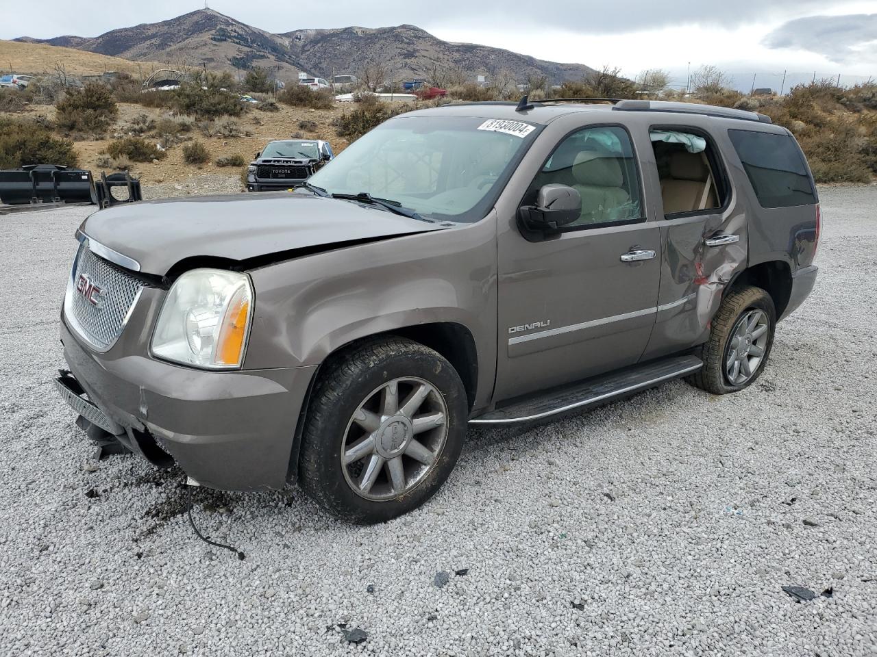 GMC YUKON DENA 2011