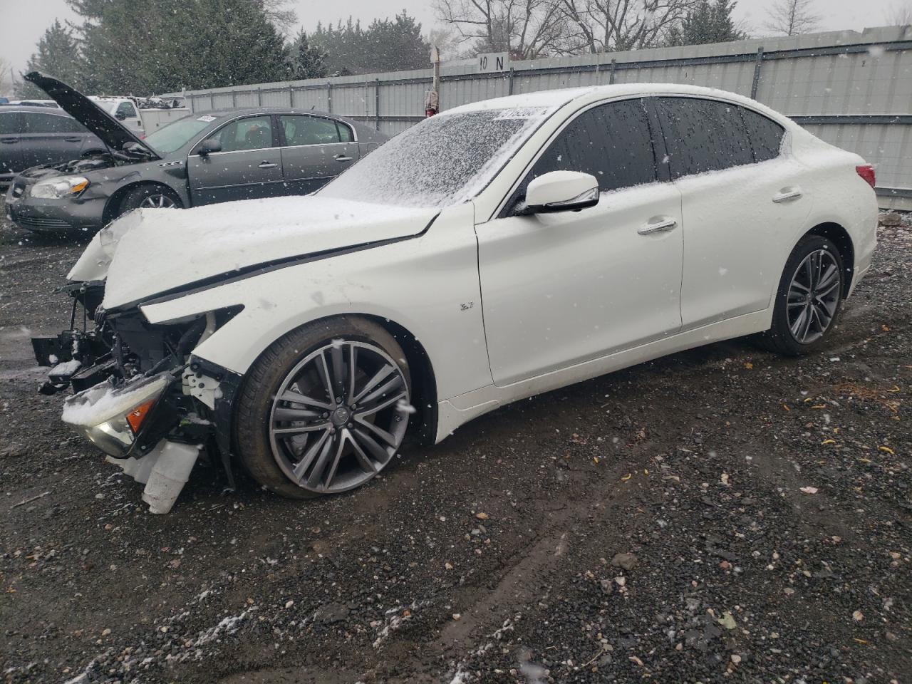 INFINITI Q50 BASE 2014