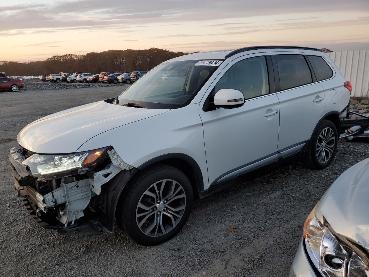 MITSUBISHI OUTLANDER 2018