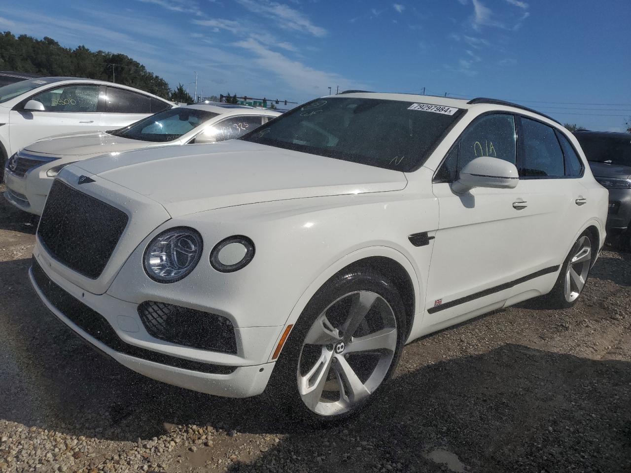 BENTLEY BENTAYGA 2018