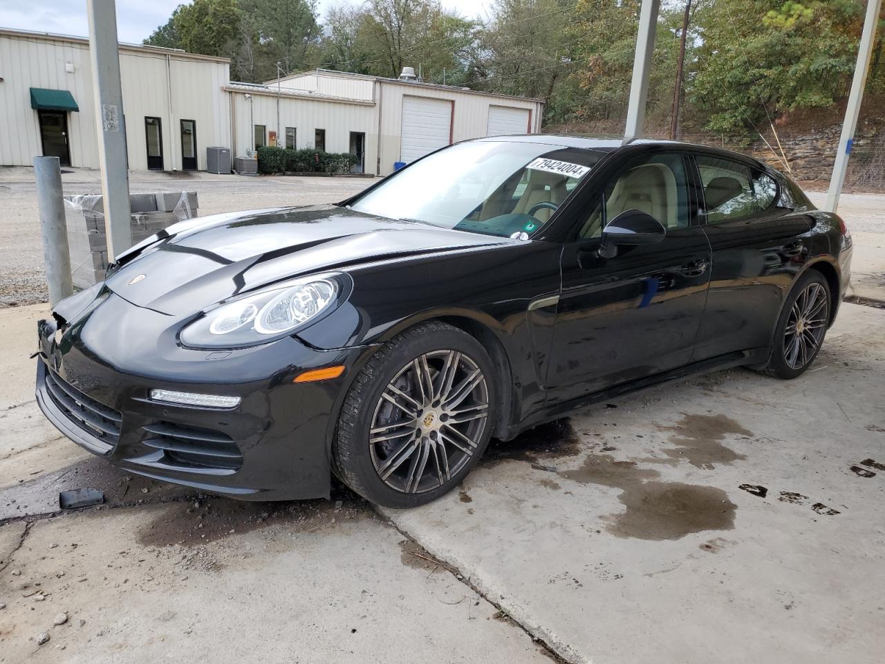 PORSCHE PANAMERA 2 2016
