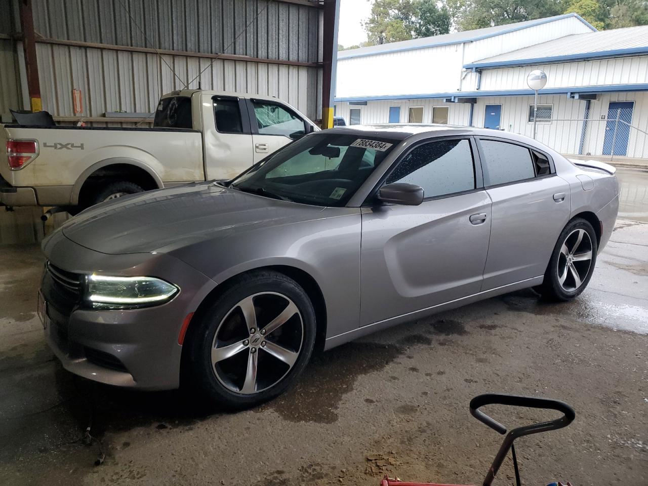 DODGE CHARGER SE 2017