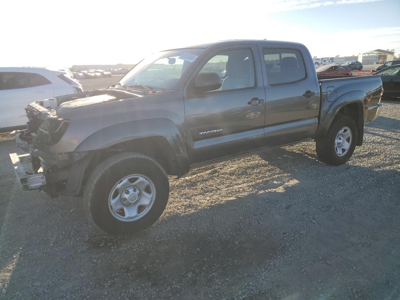 TOYOTA TACOMA DOU 2015