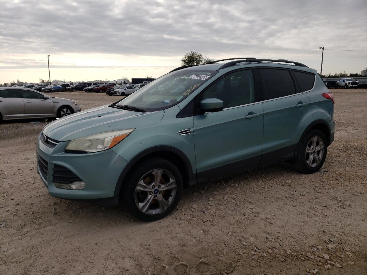 FORD ESCAPE SE 2013
