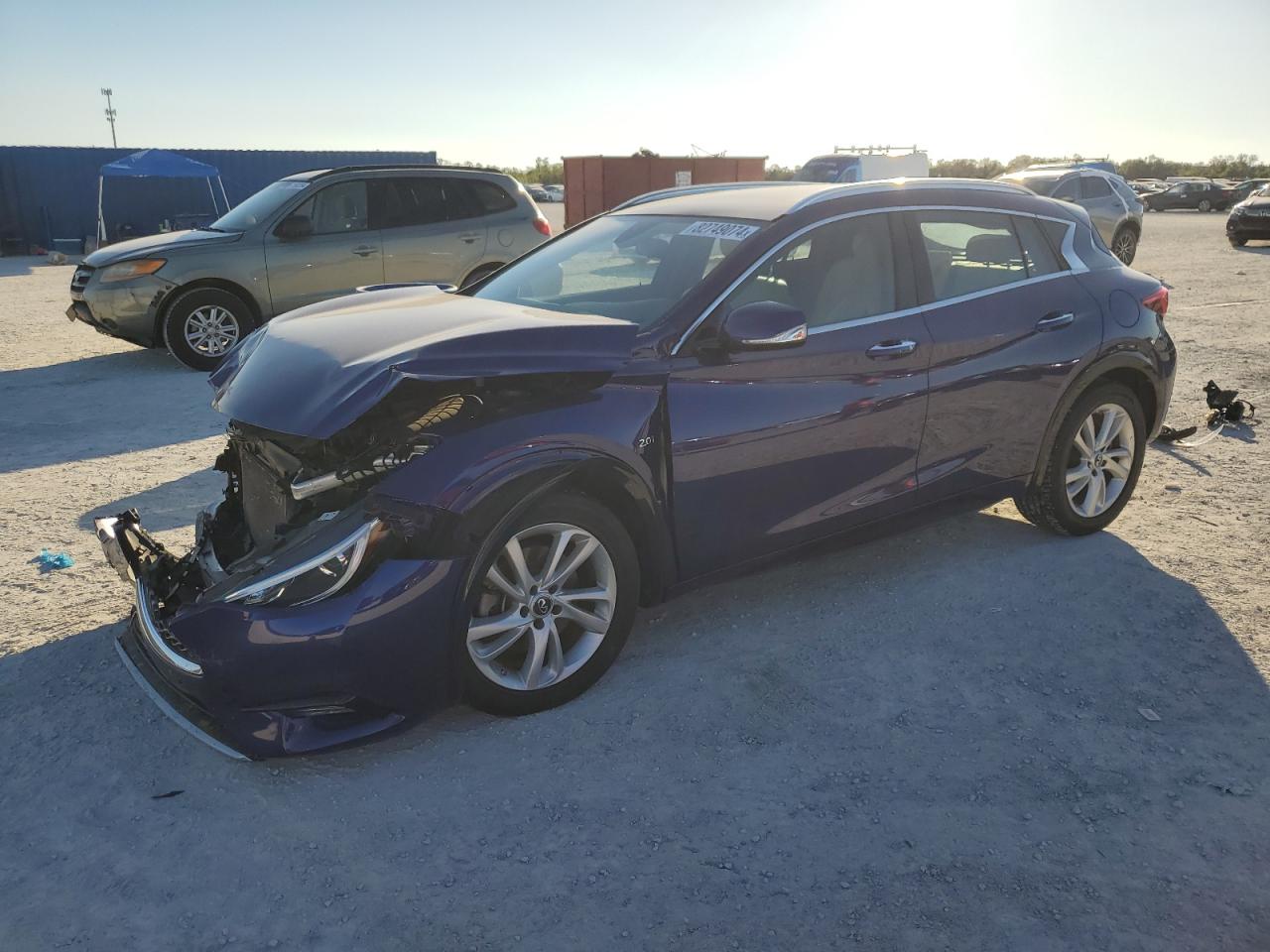 INFINITI QX30 BASE 2018