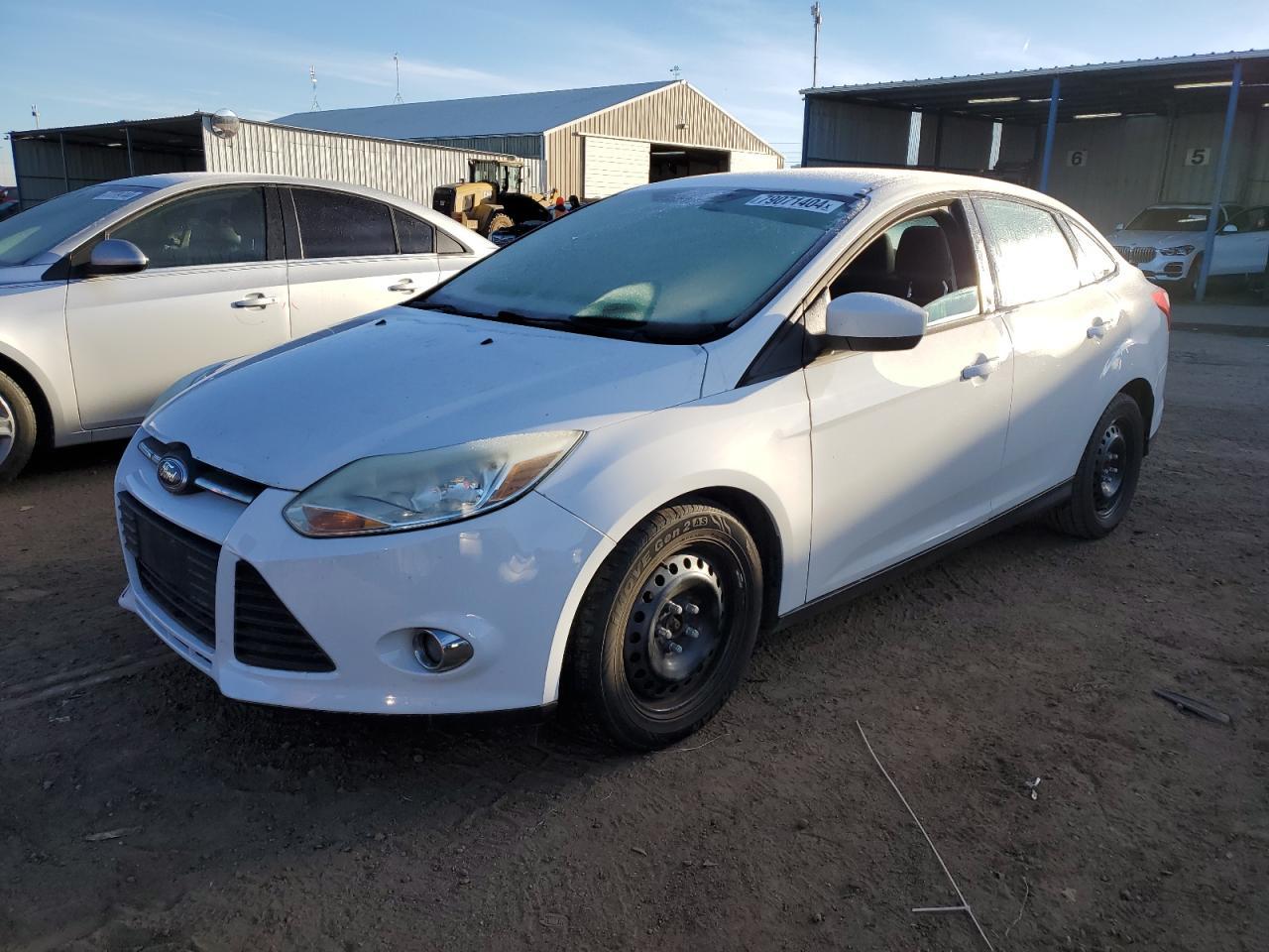 FORD FOCUS SE 2012