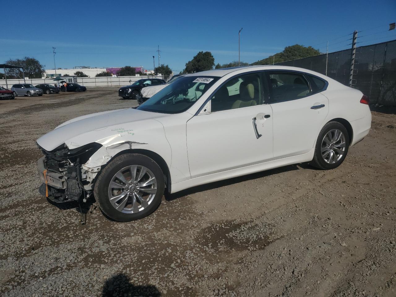 INFINITI M37 2012