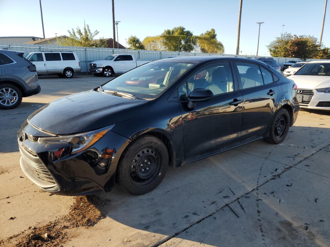 TOYOTA COROLLA LE 2024