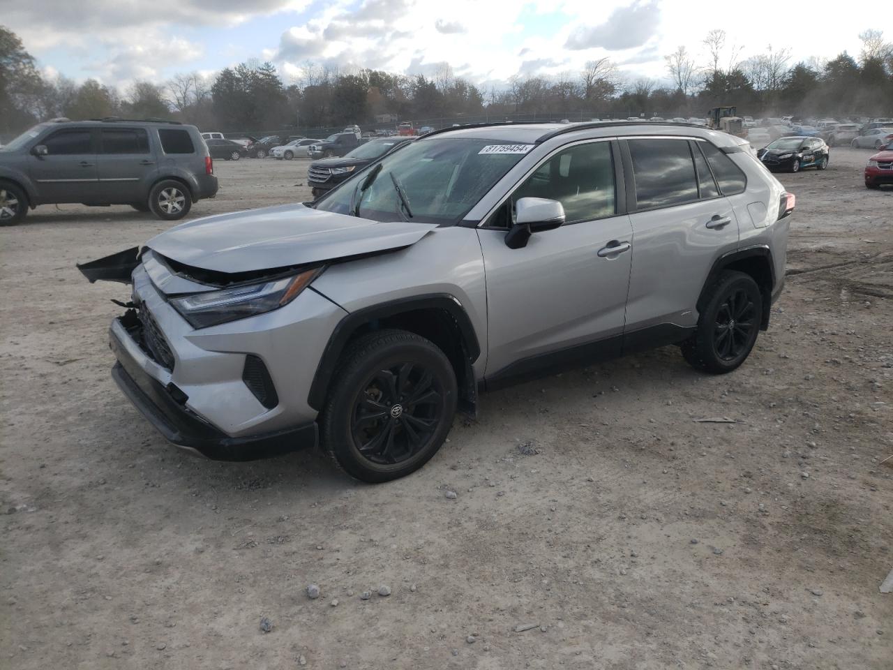 TOYOTA RAV4 SE 2022