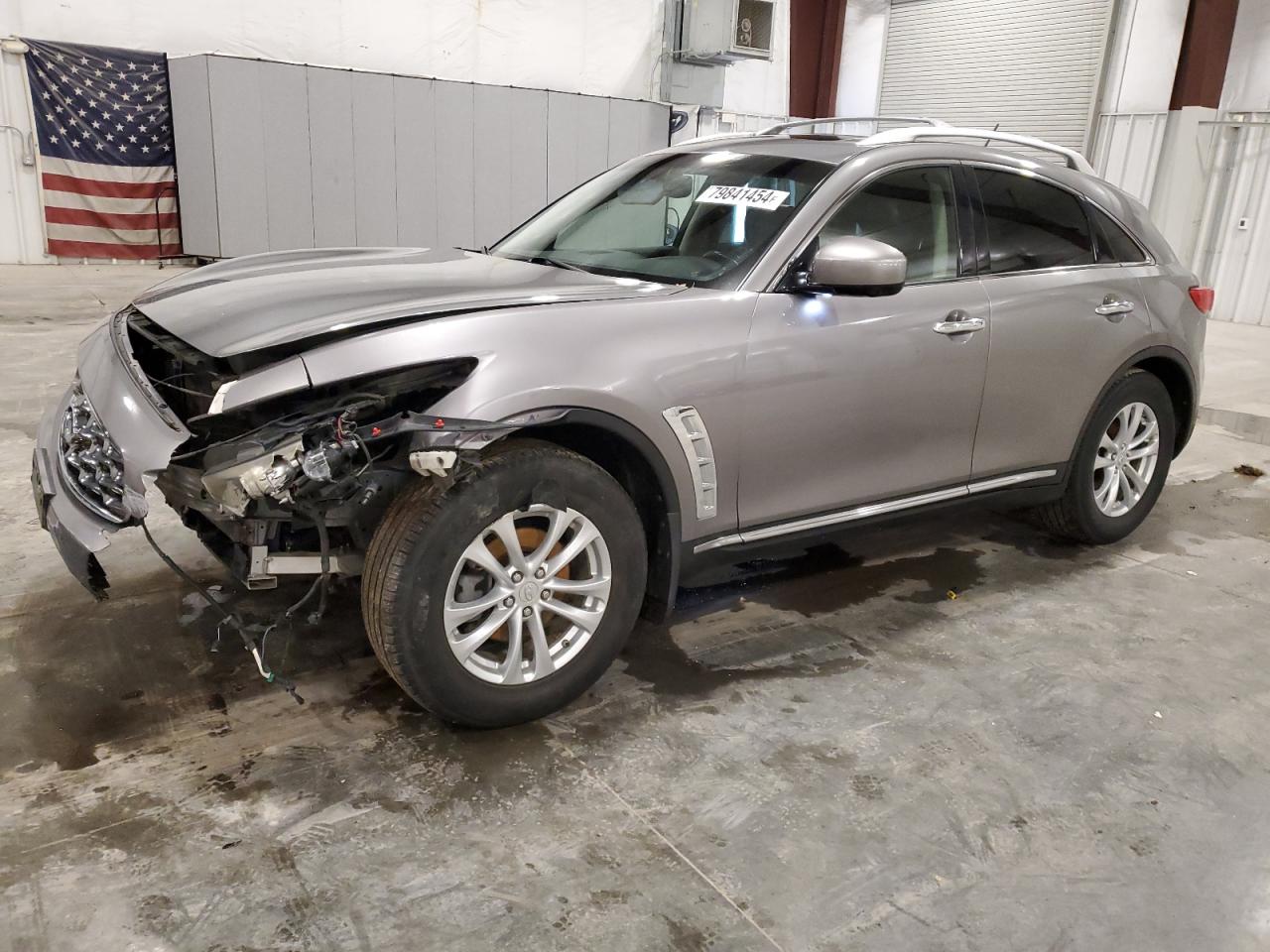 INFINITI FX35 2011