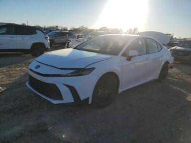 Toyota Camry 2025