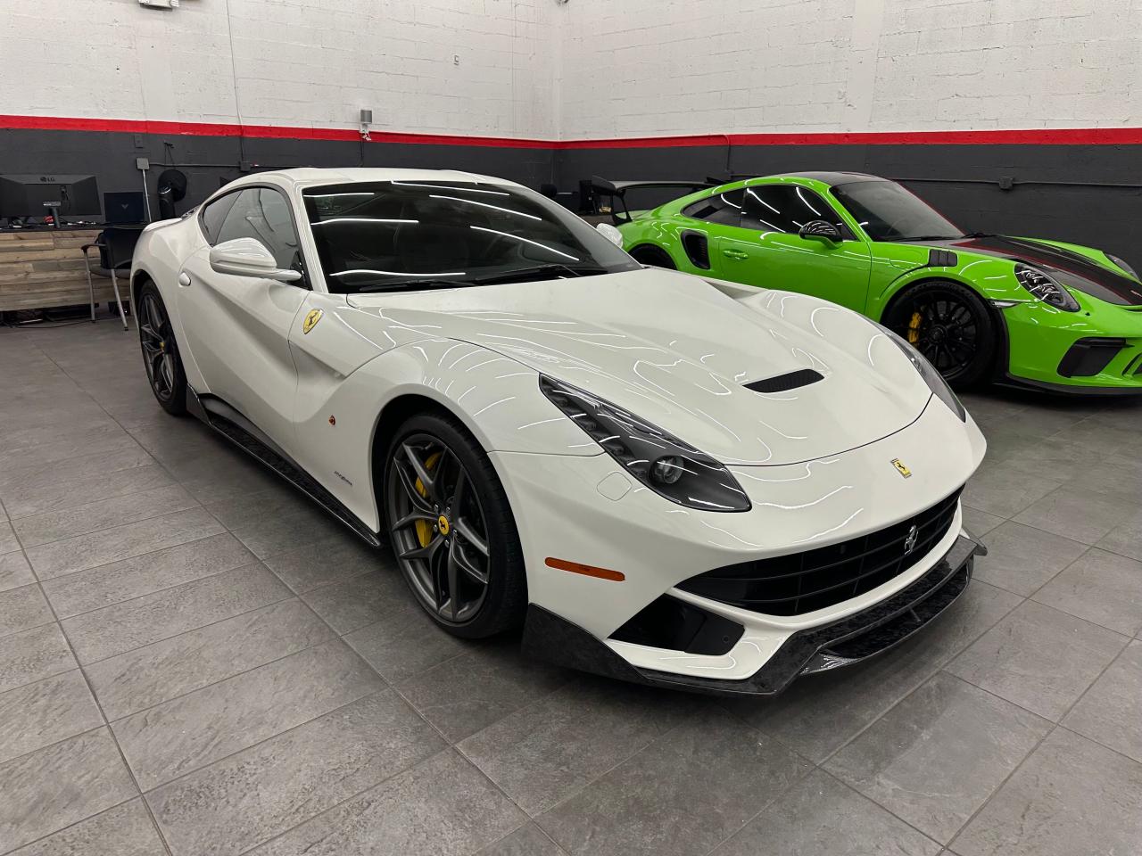 FERRARI F12 BERLIN 2016